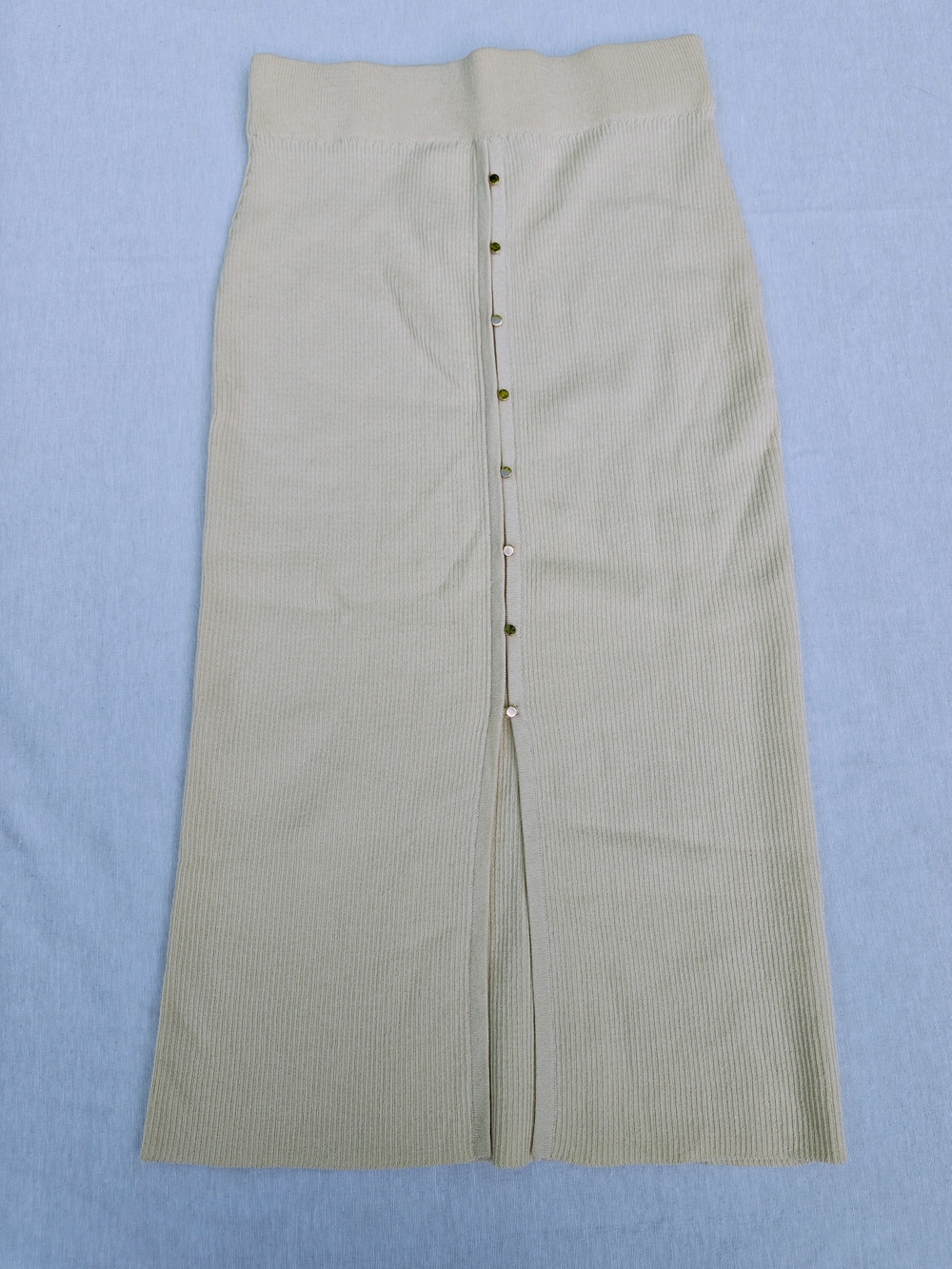 BNWT Button-Front  Cream Ribbed Knit Midi Skirt by H&M